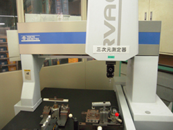 東京精密　三次元測定器　SVA800A-C6
